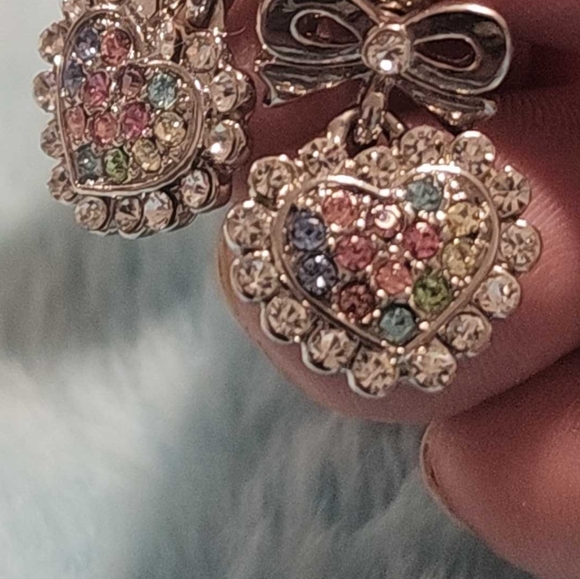 Earrings, fashion, heart, bows and rhinestones - Picture 4 of 4
